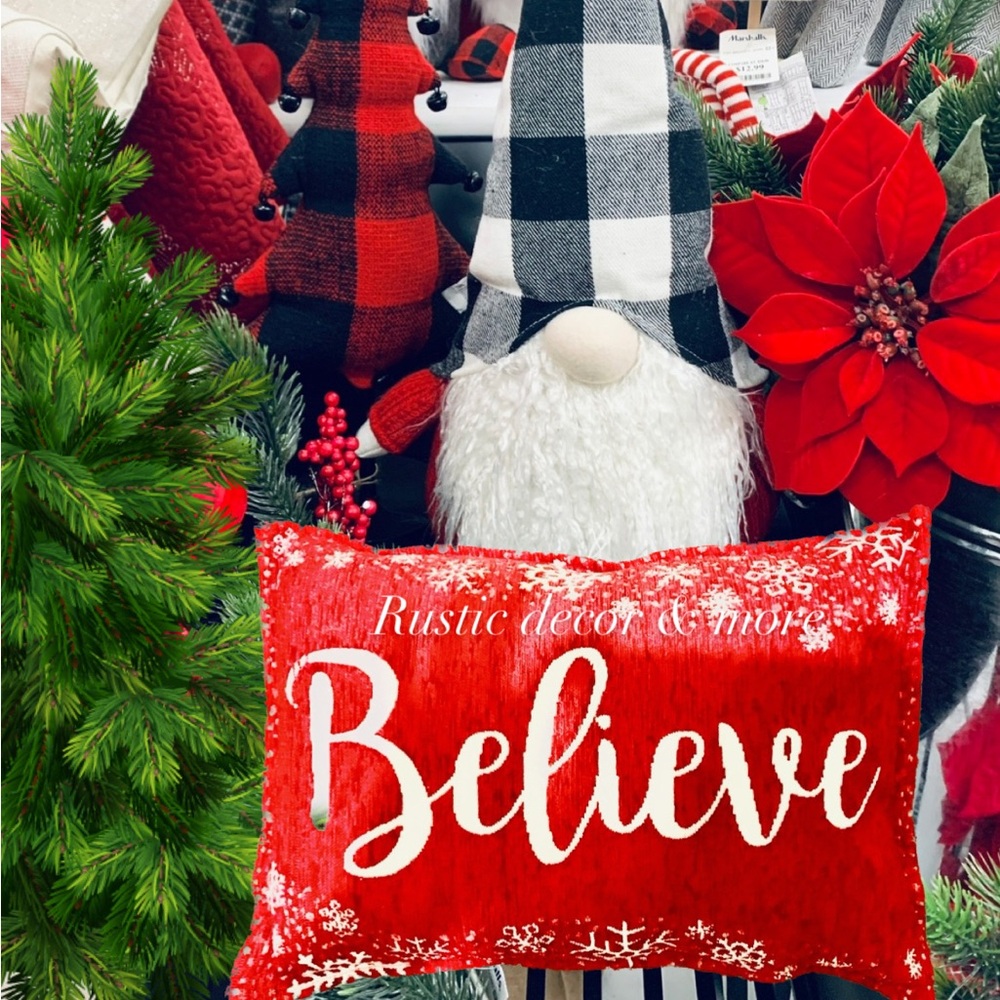 Farmhouse Christmas Pillow Decor